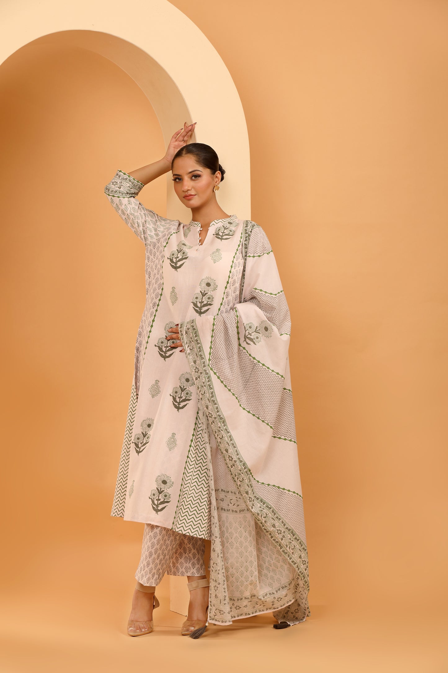 OFF-WHITE AND GREEN KURTA SET