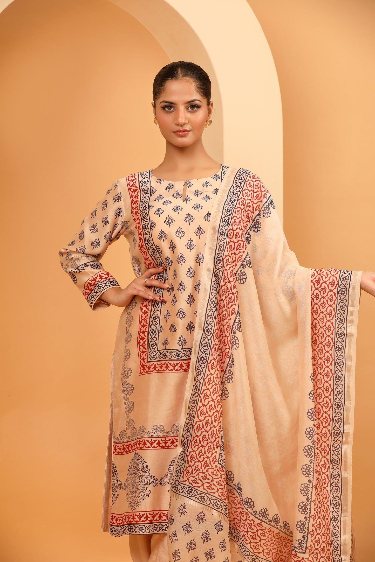 BEIGE KURTA SET