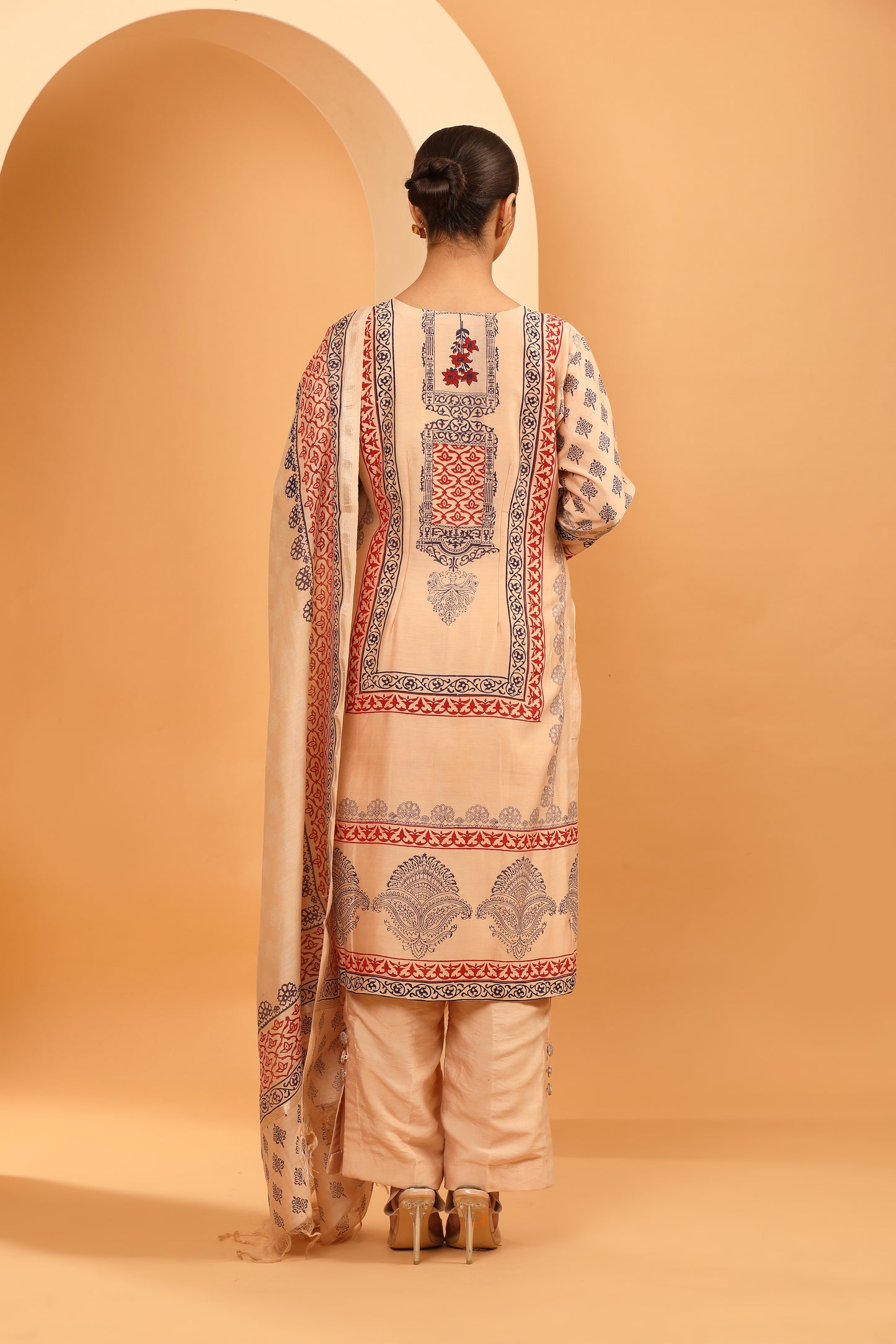 BEIGE KURTA SET