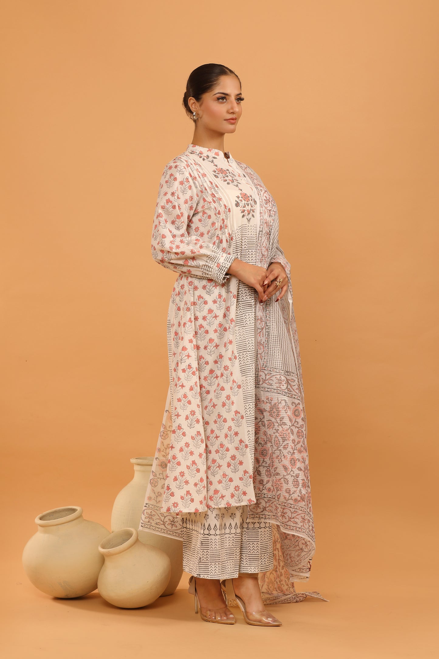 SERENE IVORY KURTA SET